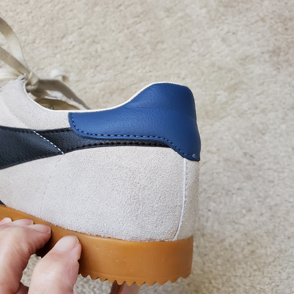 Gola Classics Elan Suede Sneakers.  Size 12 - Picture 13 of 15